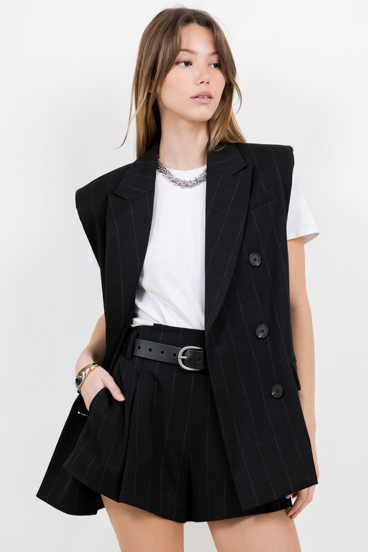 Shoulder padded jacket vest